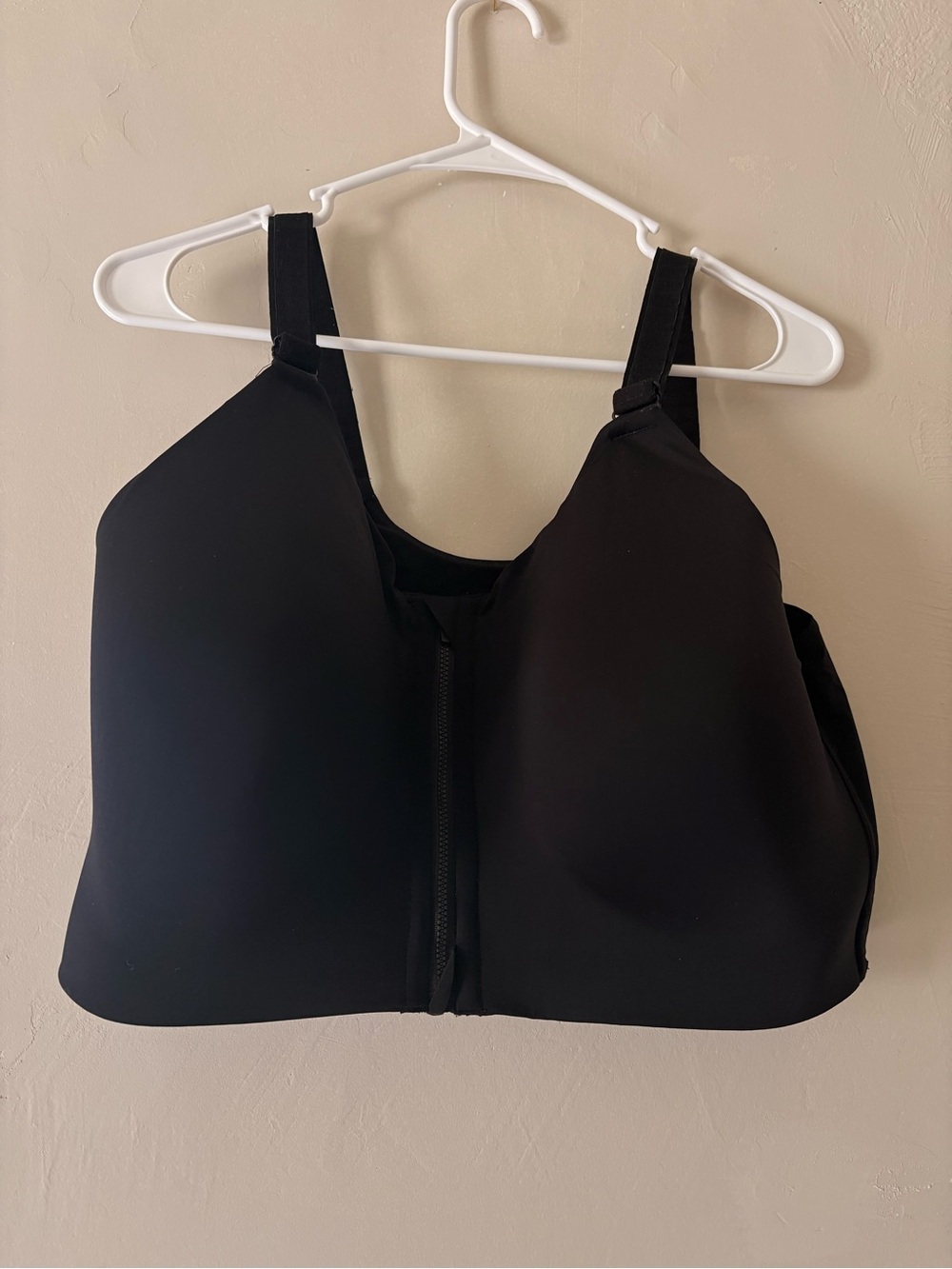 Torrid high impact wireless zip front active sports bra 42DDD